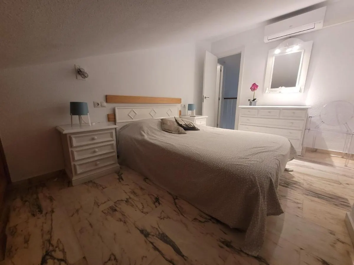 Penthouse Lumineux Avec Piscine Apartman Torremolinos Spanyolország