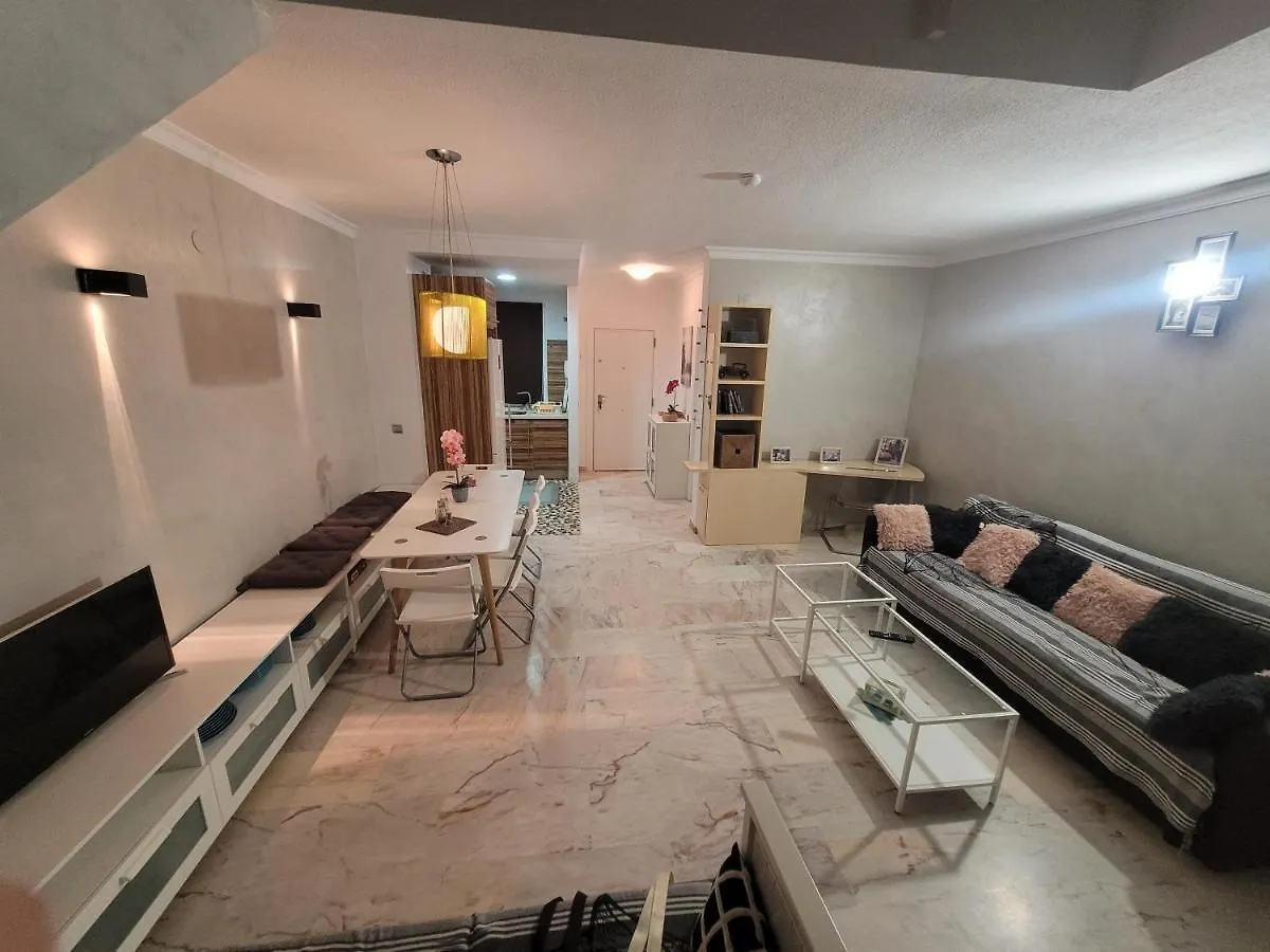 Apartament Penthouse Lumineux Avec Piscine Torremolinos 0*,  Hiszpania